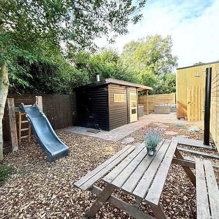 Bed&Breakfast Heerenveen Centrum met Privé Sauna en Jacuzzi Exterior foto