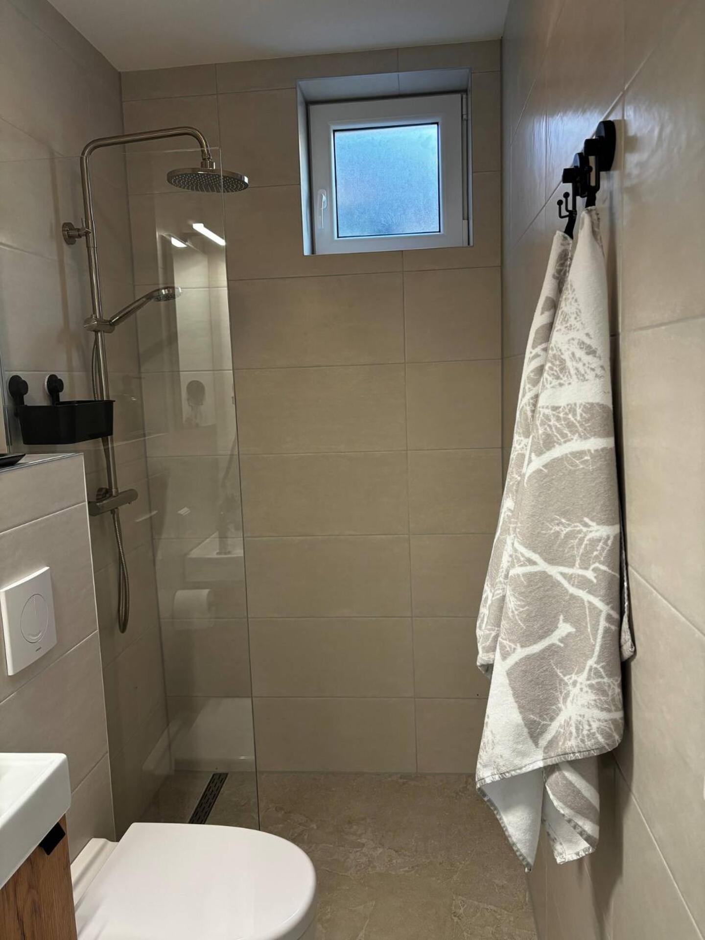 Bed&Breakfast Heerenveen Centrum met Privé Sauna en Jacuzzi Exterior foto