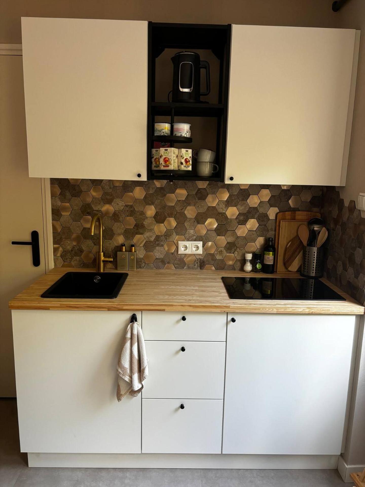 Bed&Breakfast Heerenveen Centrum met Privé Sauna en Jacuzzi Exterior foto