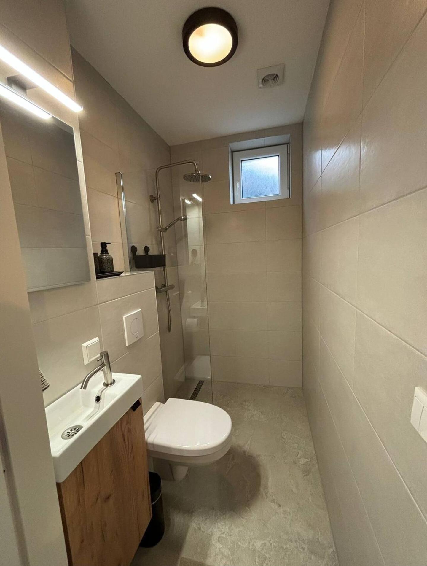 Bed&Breakfast Heerenveen Centrum met Privé Sauna en Jacuzzi Exterior foto